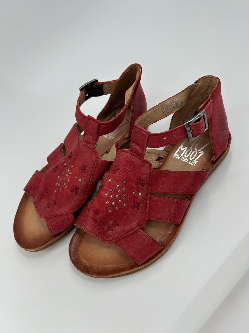 Miz Mooz Leather Ankle Strap Sandals Fascinate Womens sz 37 Wide